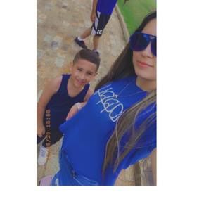 Meet your Posher, Alejandra